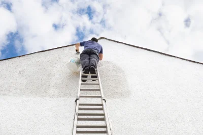Peinture extérieure à Floure — façades et ravalement